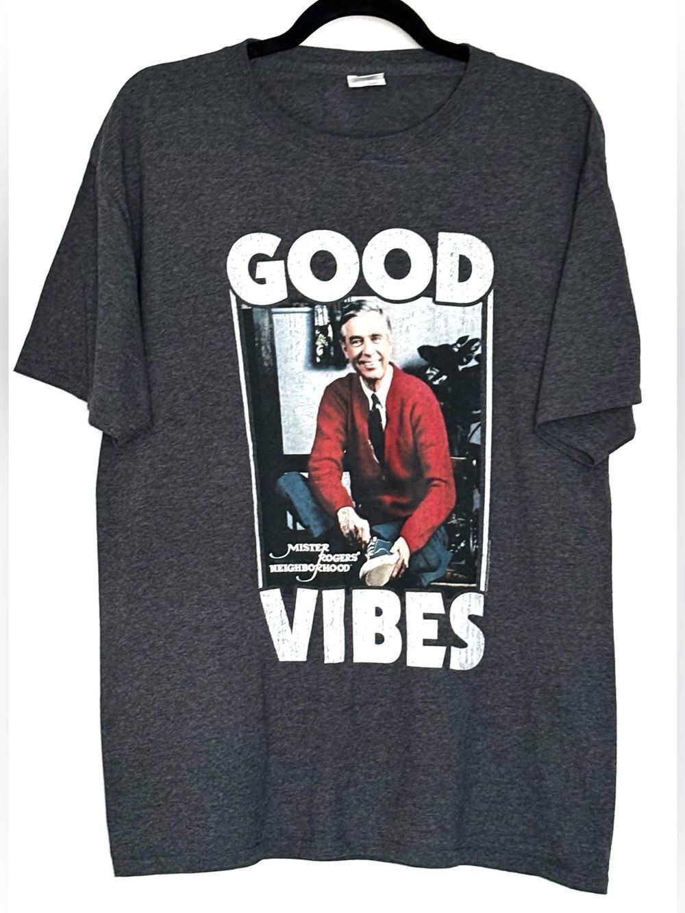 Fruit of the Loom “Good Vibes” Mr. Rogers T-Shirt Charcoal Gray Size L